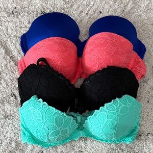Set of 4 Victoria’s Secret Push-up Bras with underwire SIZE 34D